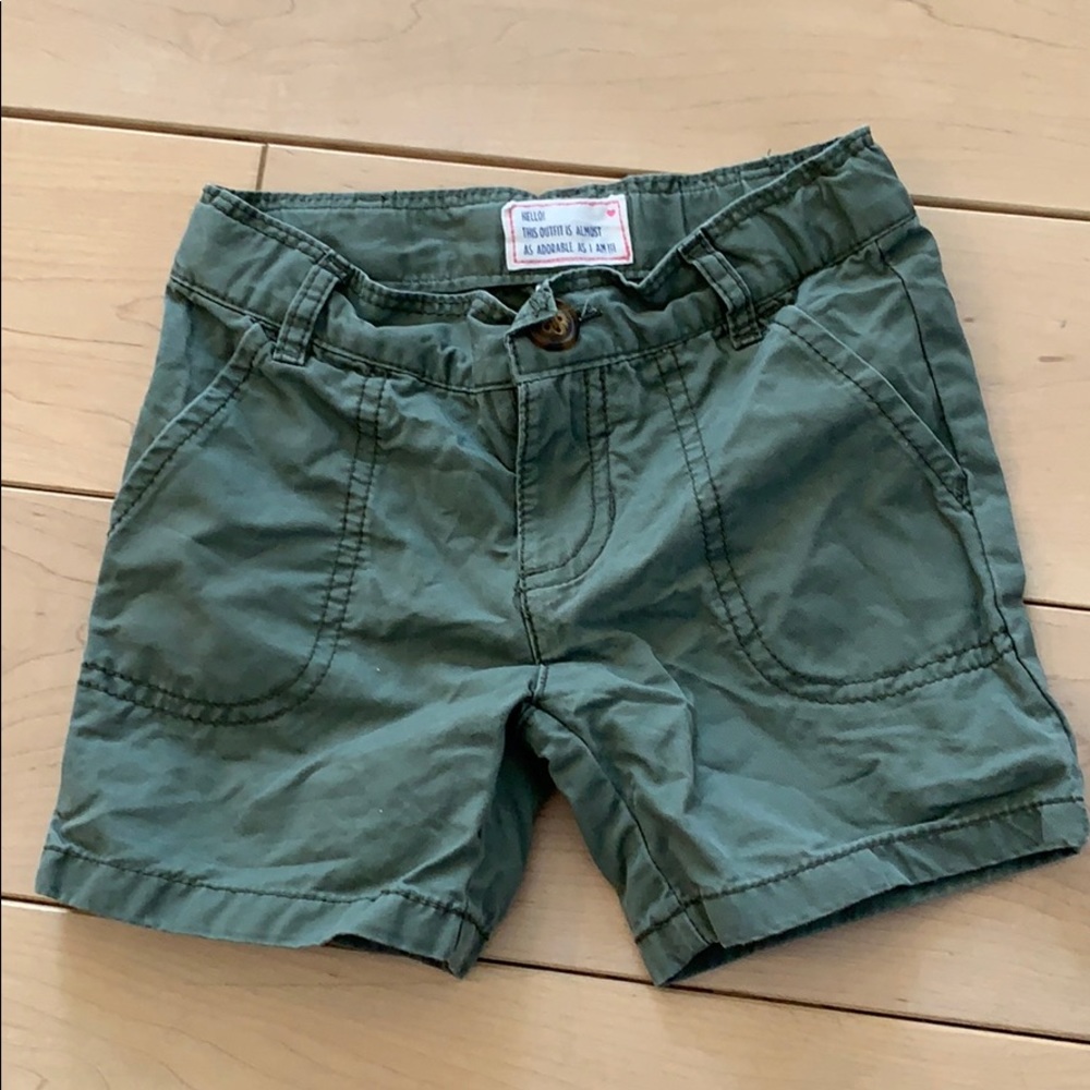 Carter’s Girls sz 2T shorts